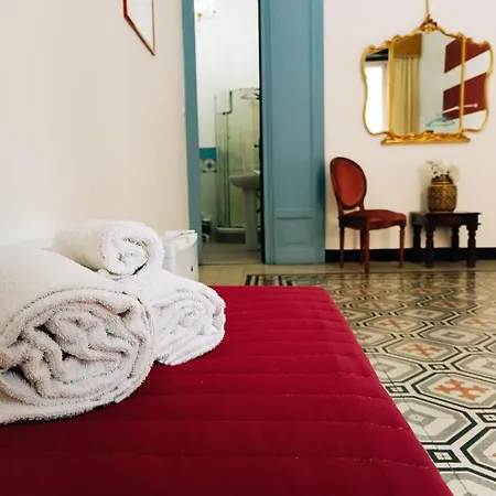 Teatro Del Sole Cavour Guest house